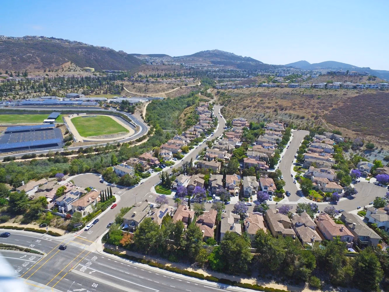 Homes and rolling hills in the San Elijo Hills area